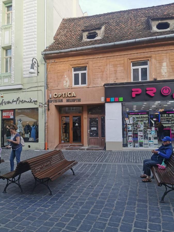 Central Petit Room Brasov Exterior photo